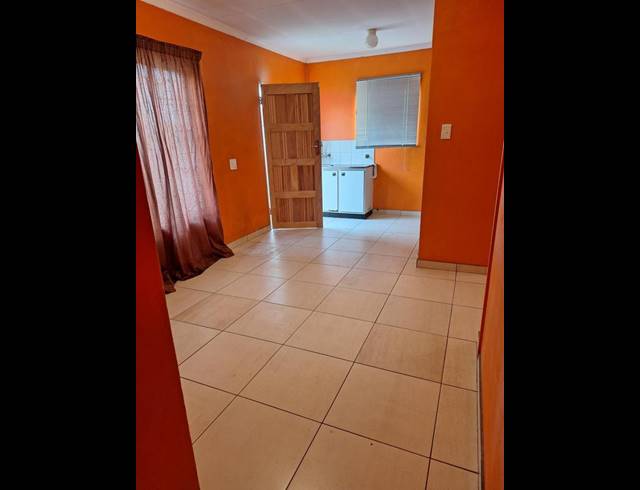 3 BEDROOM PROPERTY TO RENT IN ROSSLYN